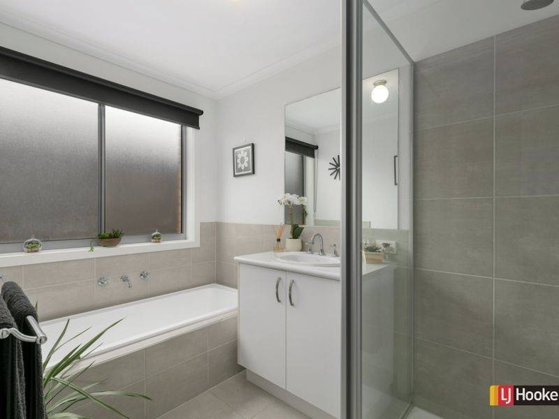 9 Cambridge Way, Wonthaggi VIC 3995