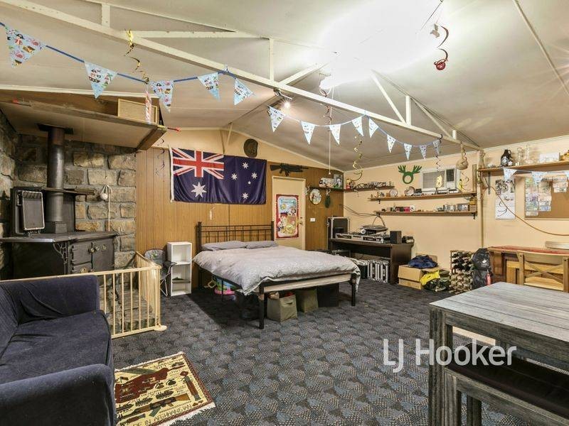 1 Caledonian Crescent, Wonthaggi VIC 3995