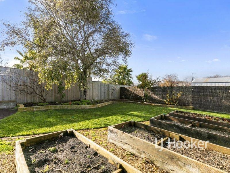 1 Caledonian Crescent, Wonthaggi VIC 3995