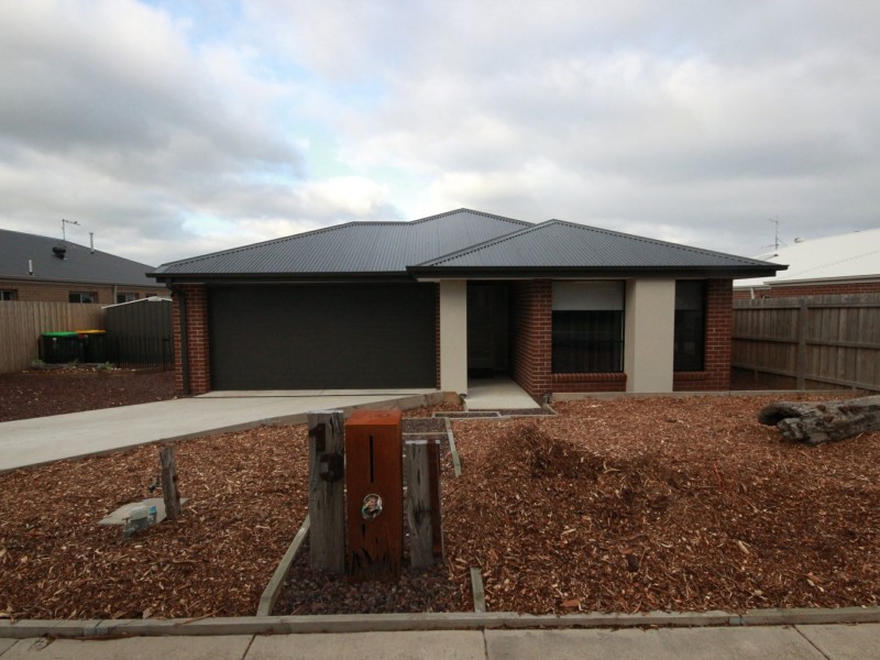 13 McMahon Way, Wonthaggi VIC 3995