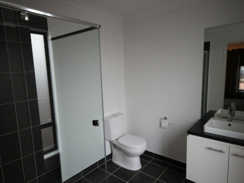 13 McMahon Way, Wonthaggi VIC 3995