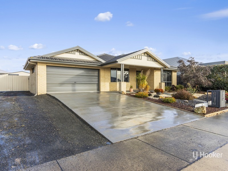 49 Oxford Way, Wonthaggi VIC 3995