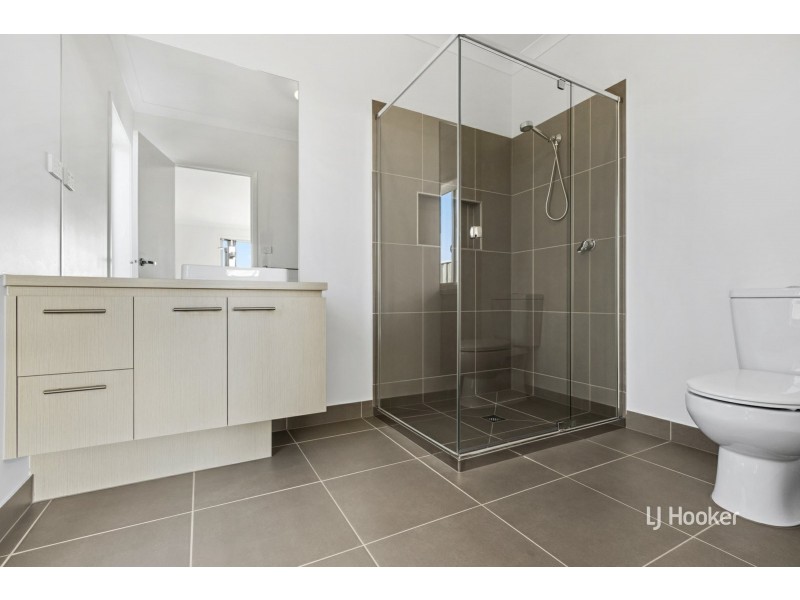 5 Harmony Grove, Wonthaggi VIC 3995