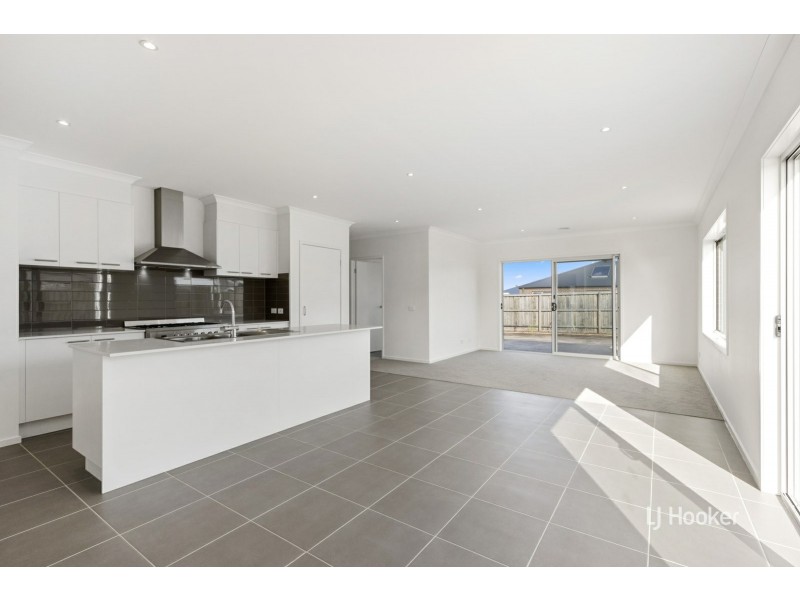 5 Harmony Grove, Wonthaggi VIC 3995