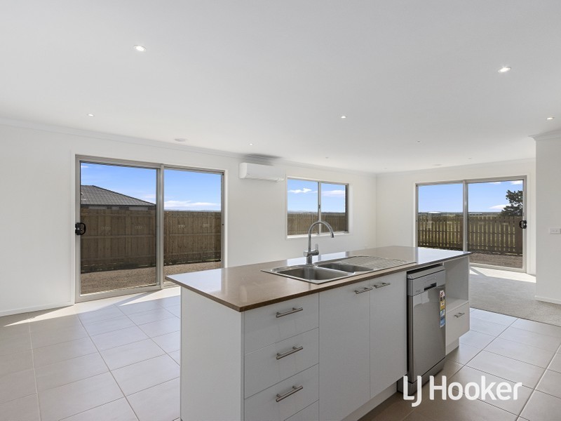 13 Rigger Drive, Wonthaggi VIC 3995