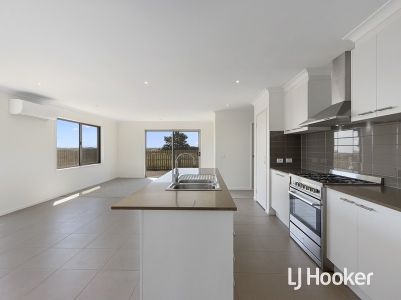 13 Rigger Drive, Wonthaggi VIC 3995