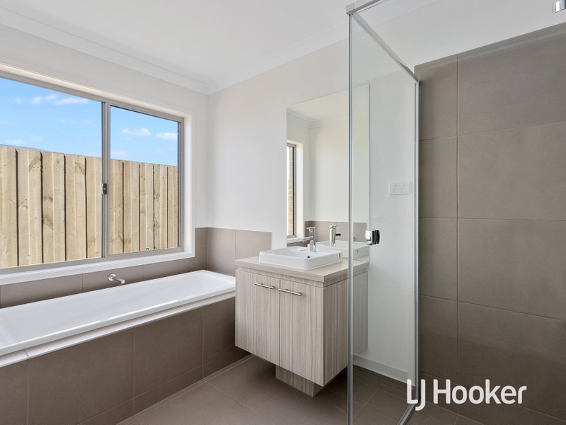 13 Rigger Drive, Wonthaggi VIC 3995