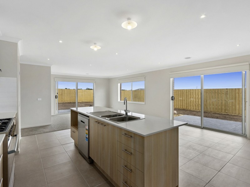 4 Rigger Drive, Wonthaggi VIC 3995
