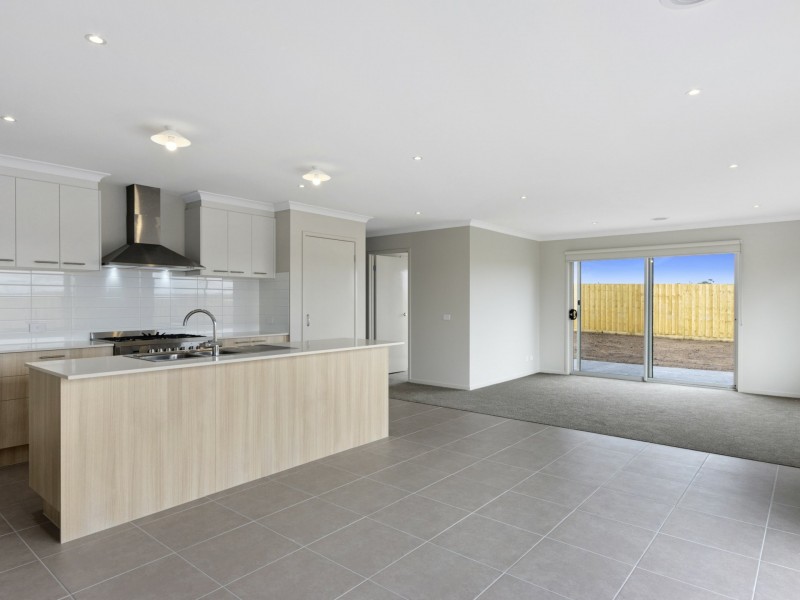 4 Rigger Drive, Wonthaggi VIC 3995
