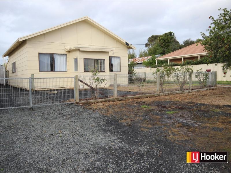 4 Mcleod, Wonthaggi VIC 3995