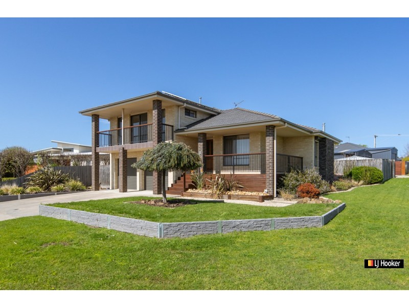 2 Bowman, Wonthaggi VIC 3995