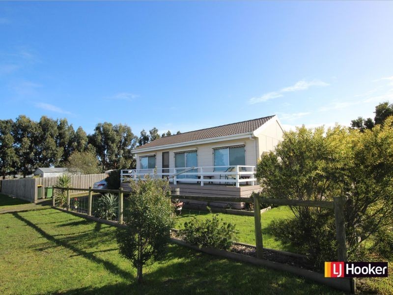 24 Walker Street, Dalyston VIC 3992