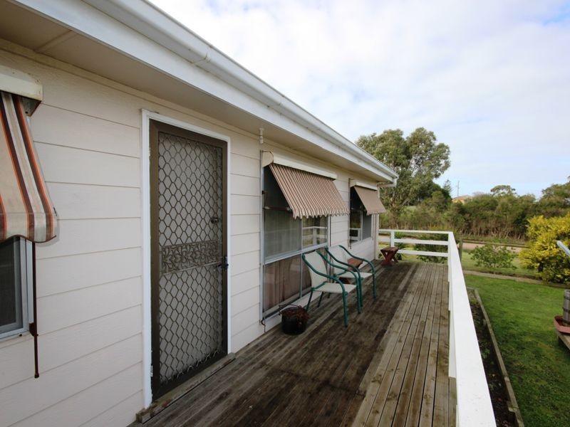 24 Walker Street, Dalyston VIC 3992