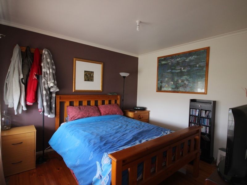 24 Walker Street, Dalyston VIC 3992