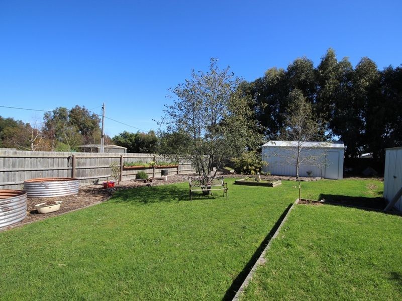 24 Walker Street, Dalyston VIC 3992