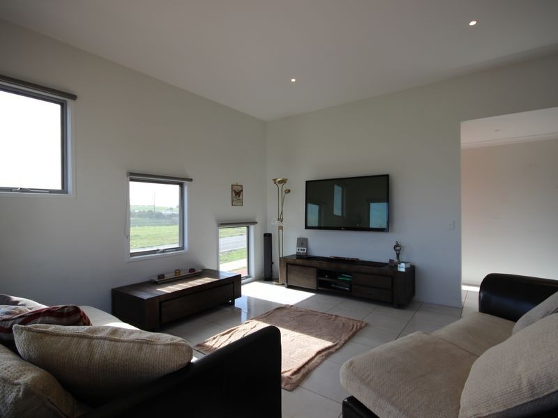 9 Church Close, Dalyston VIC 3992