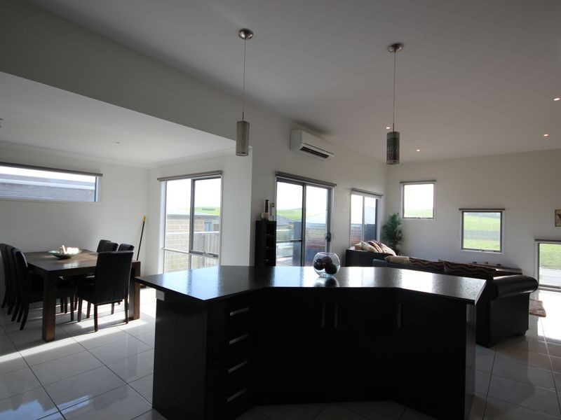9 Church Close, Dalyston VIC 3992