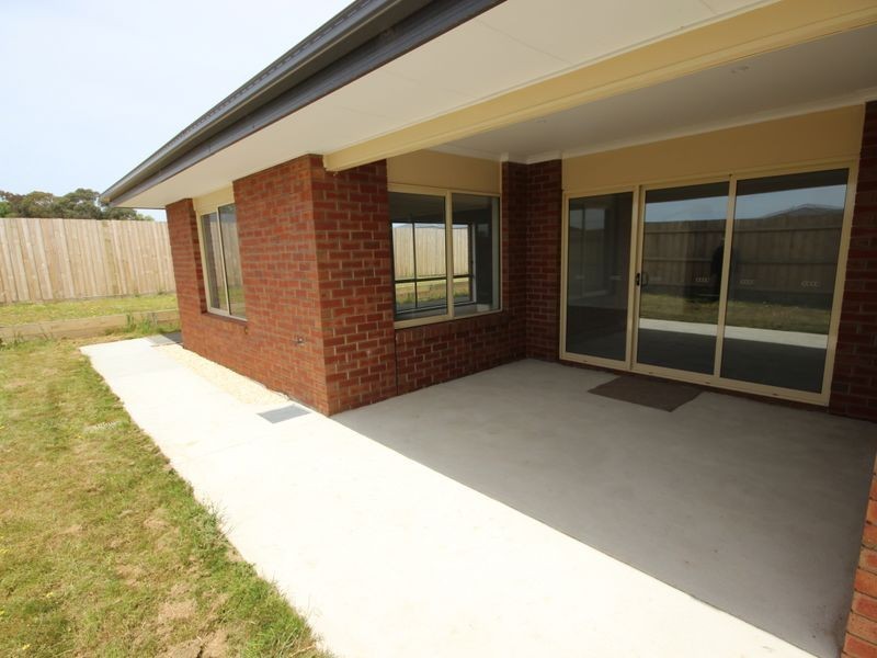 18 Bryden Drive, Wonthaggi VIC 3995