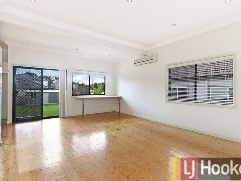 4 Greenlee St, Berala NSW 2141