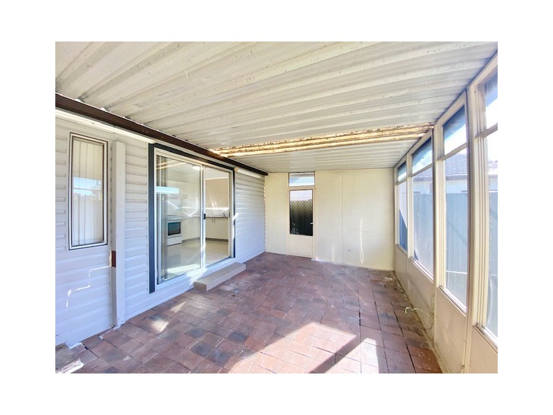 15 Queen St, Revesby NSW 2212