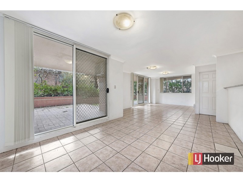 2/2 Macquarie Rd, Auburn NSW 2144