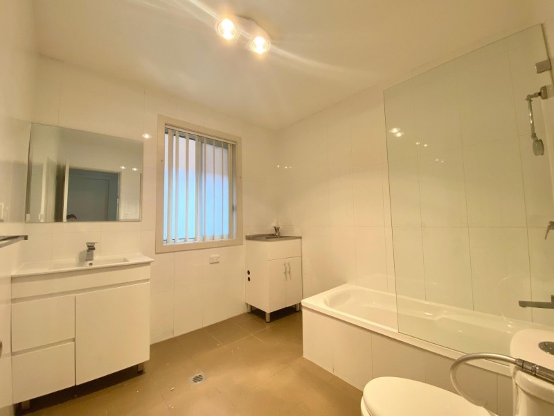 32 Bourke St, Smithfield NSW 2164