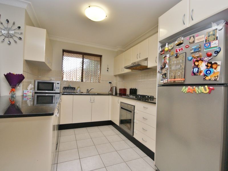 24/11 Hevington Road, Auburn NSW 2144
