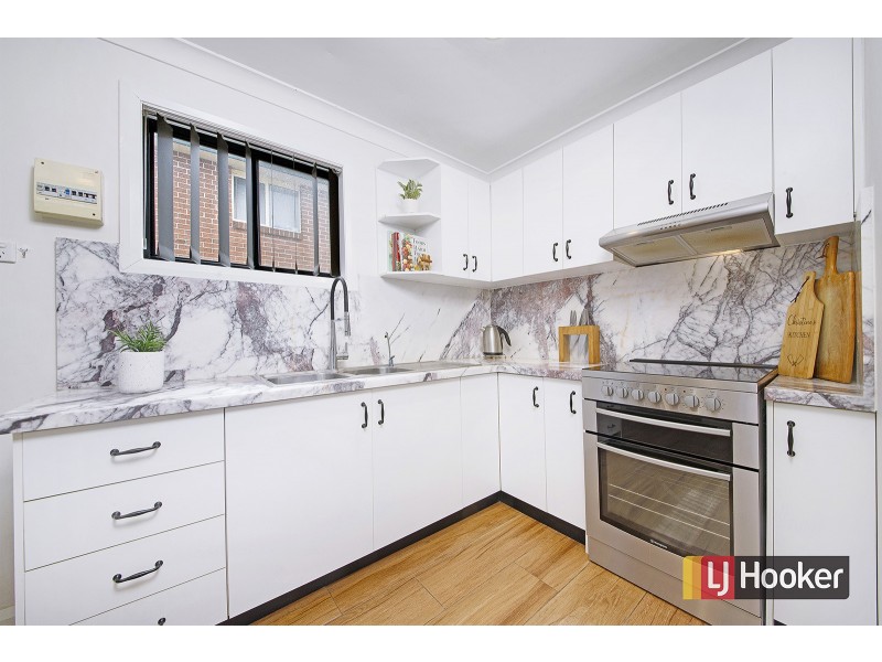 4 Cornwall Rd, Auburn NSW 2144