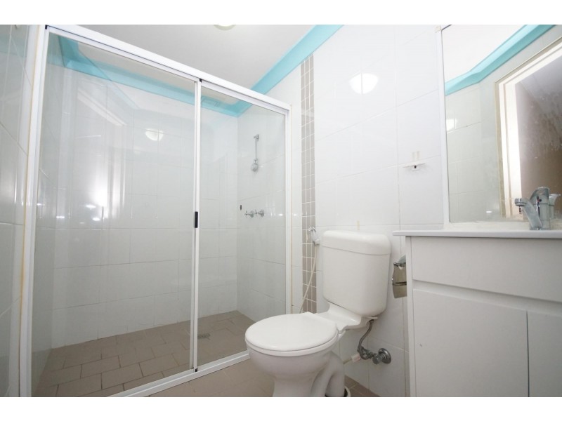 10/2 Amy Street, Regents Park NSW 2143