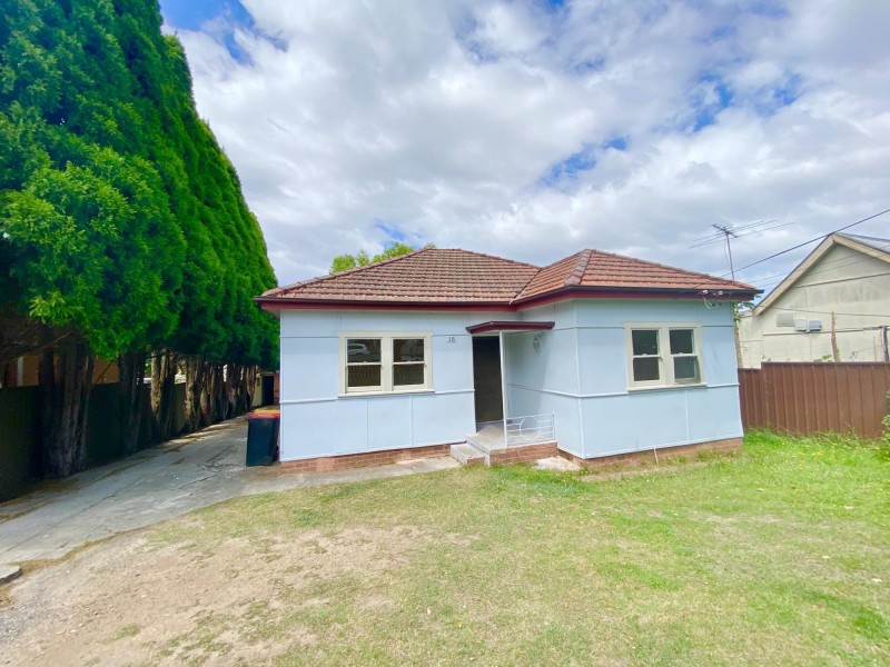 18 Clarke St, Berala NSW 2141