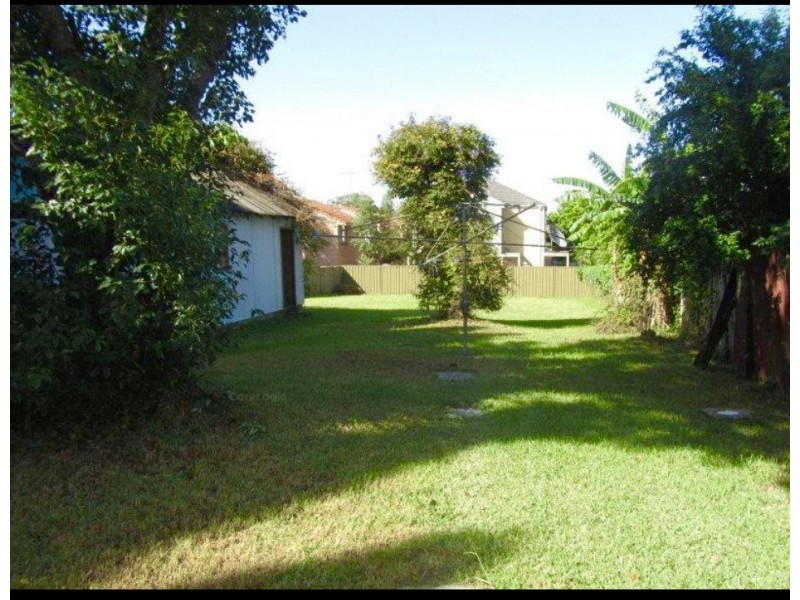 18 Clarke St, Berala NSW 2141