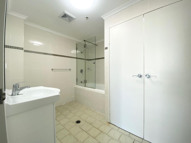 5009/57-59 Queen St, Auburn NSW 2144