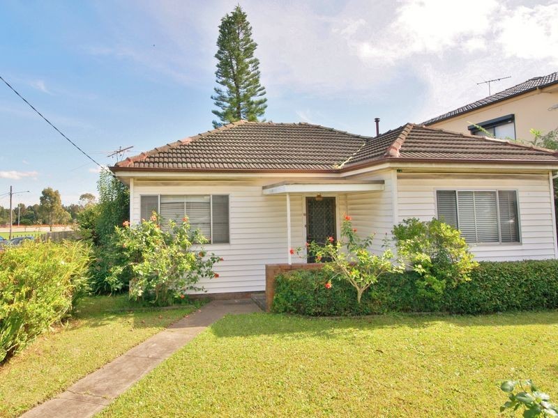 89 Chisholm Rd, Auburn NSW 2144