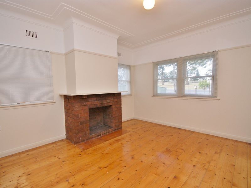 70 Nottinghill Rd, Lidcombe NSW 2141