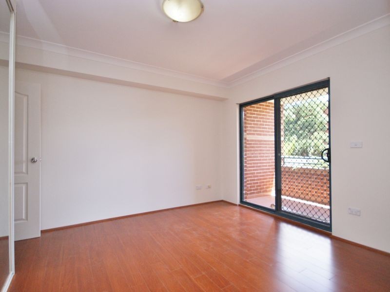 2/32-34 Station Rd, Auburn NSW 2144