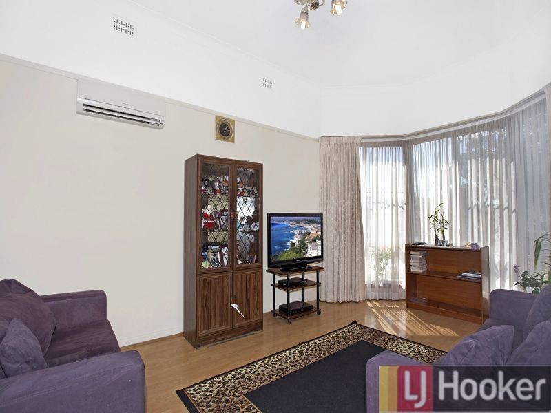 22 Phillips St, Auburn NSW 2144