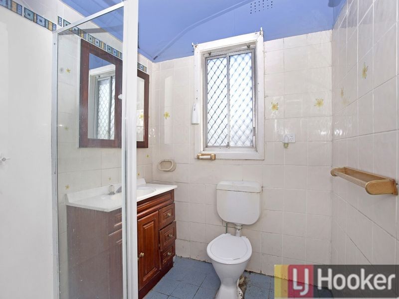 22 Phillips St, Auburn NSW 2144