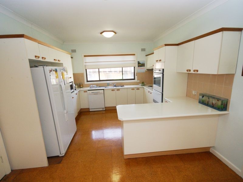 15 Mount Auburn Rd, Berala NSW 2141