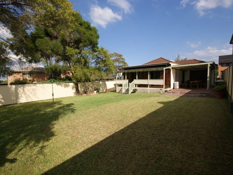 15 Mount Auburn Rd, Berala NSW 2141