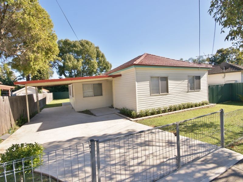 13 Matthew Rd, Lidcombe NSW 2141