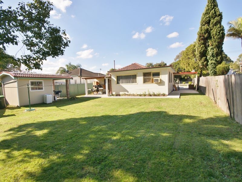 13 Matthew Rd, Lidcombe NSW 2141