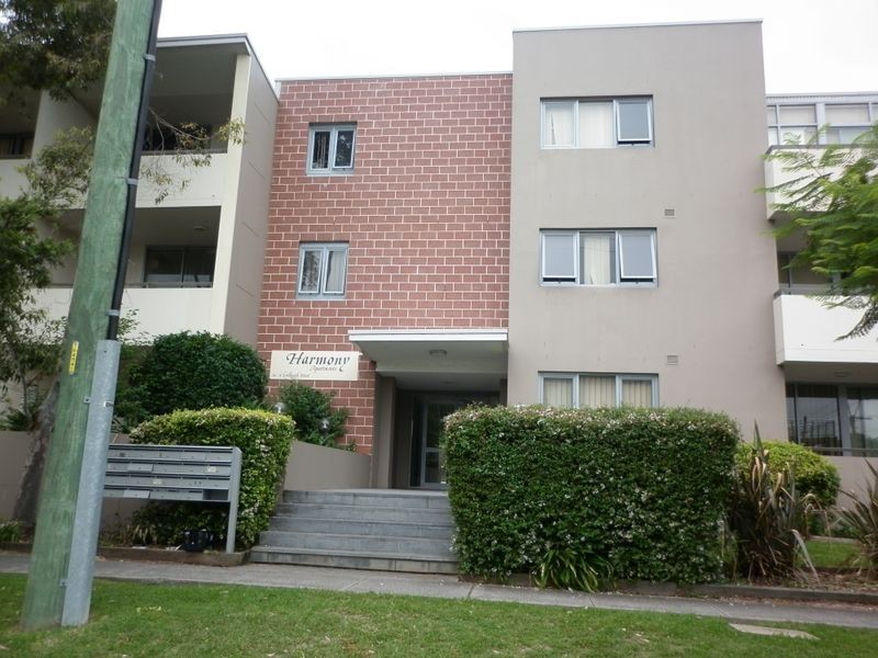 2a-6 Lydbrook Street, Wentworthville NSW 2145