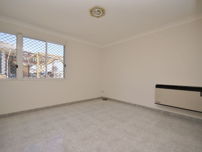 32 Hinkler St, Smithfield NSW 2164
