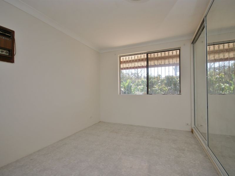 32 Hinkler St, Smithfield NSW 2164