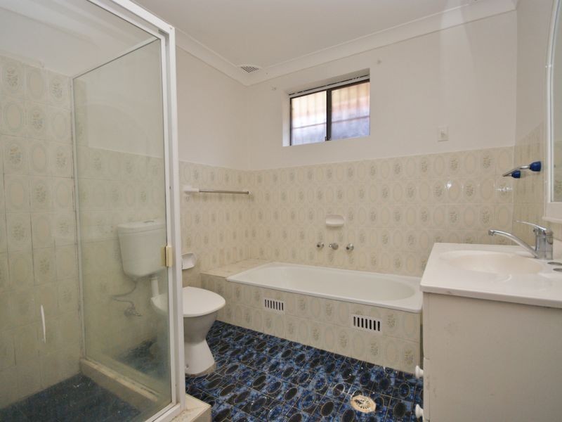 32 Hinkler St, Smithfield NSW 2164