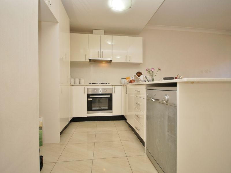 25/546-556 Woodville Rd, Guildford NSW 2161