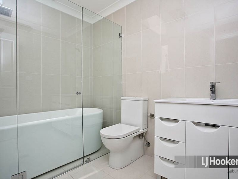 2/63 Market St, Condell Park NSW 2200