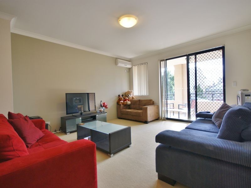 7/72-74 Mountford Ave, Guildford NSW 2161