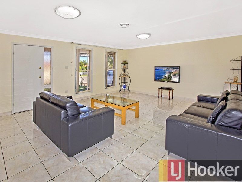 9 Carnation Avenue, Guildford NSW 2161