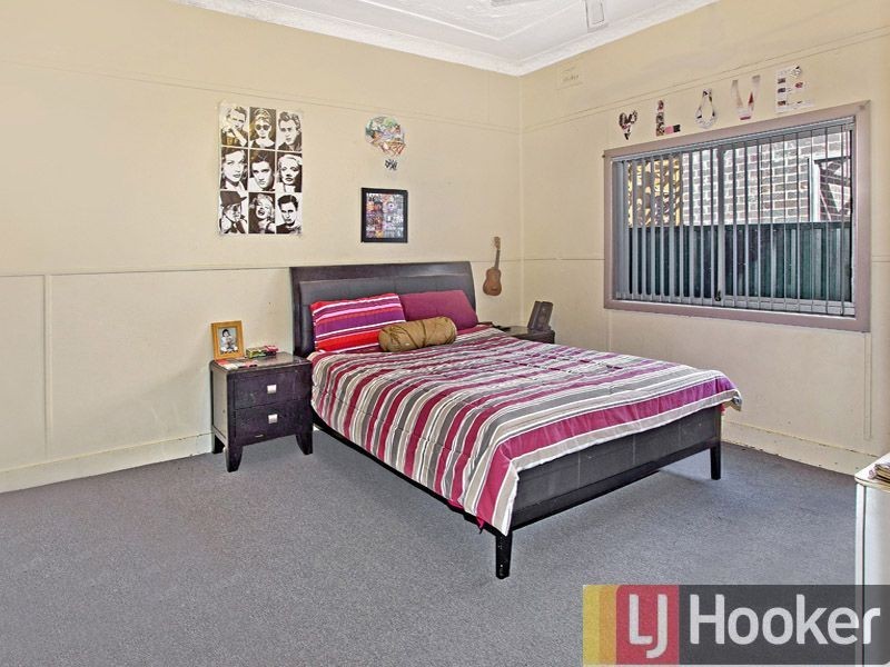 74 Station St, Guildford NSW 2161